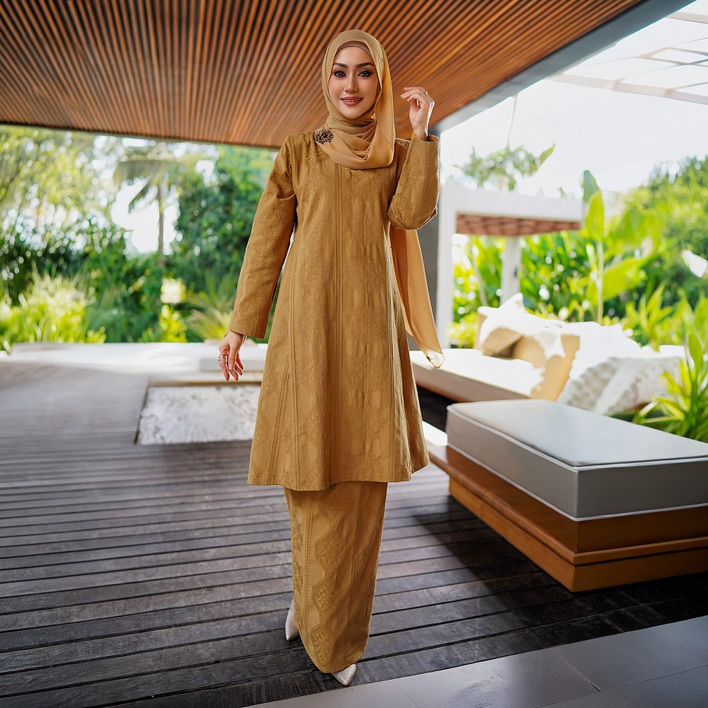 Dayang - Klasik Kurung Pahang (Vintage Gold)