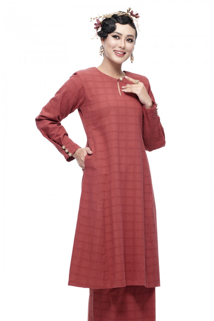 Kurung Riau Wangi (Brick Red)