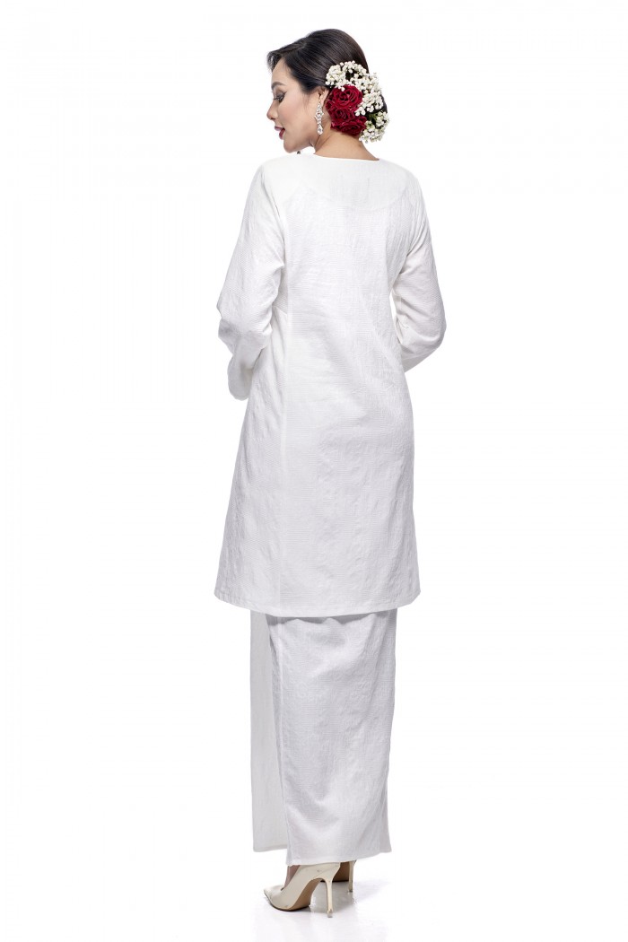 Klasik Kurung Pahang Mawar (White)