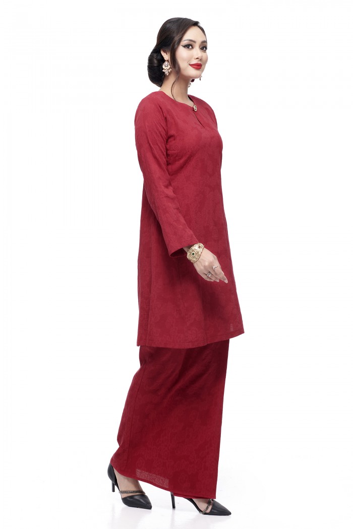 Klasik Kurung Pahang Mawar (Ruby Red)