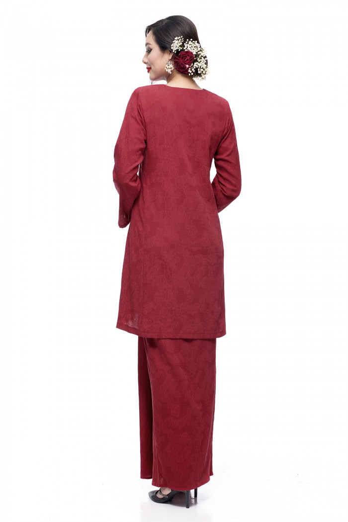 Klasik Kurung Pahang Mawar (Ruby Red)