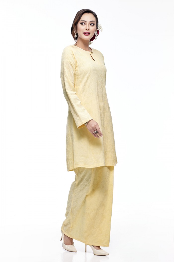 Klasik Kurung Pahang Mawar (Daffodil Yellow)