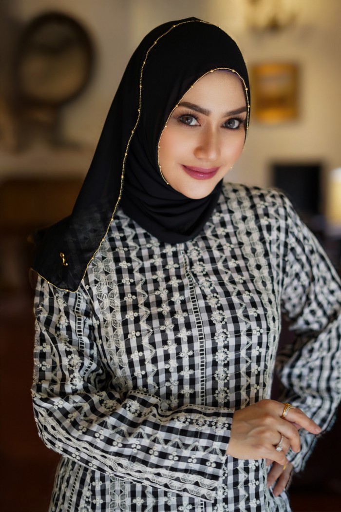 Kurung Riau Manja (Retro Black)
