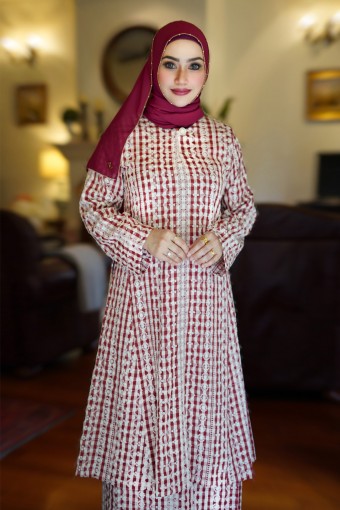 Kurung Riau Manja (Classic Red)