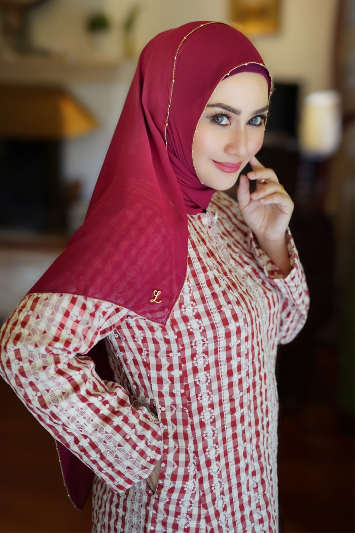 Kurung Riau Manja (Classic Red)