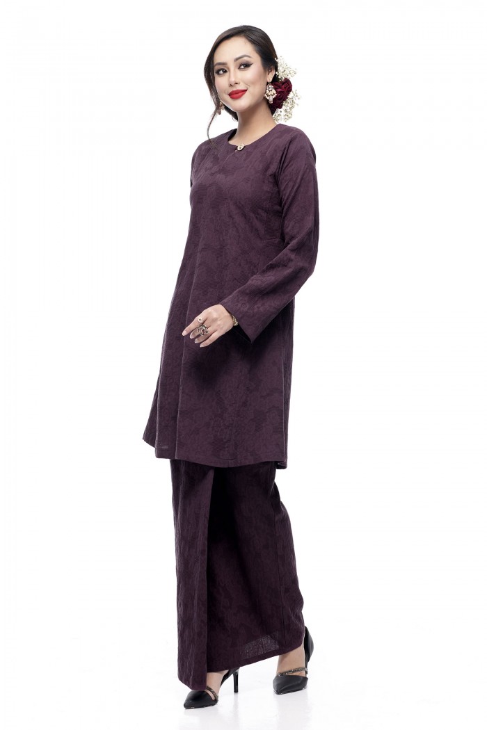 Klasik Kurung Pahang Mawar (Dark Purple)