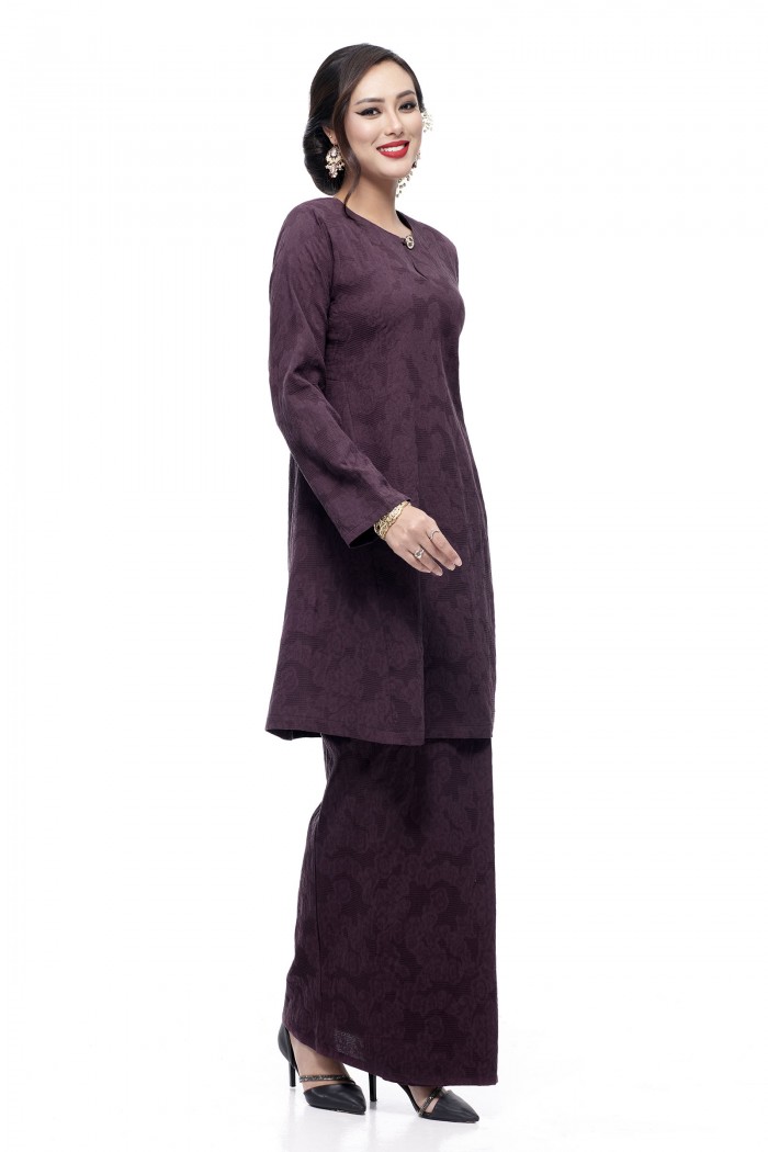 Klasik Kurung Pahang Mawar (Dark Purple)