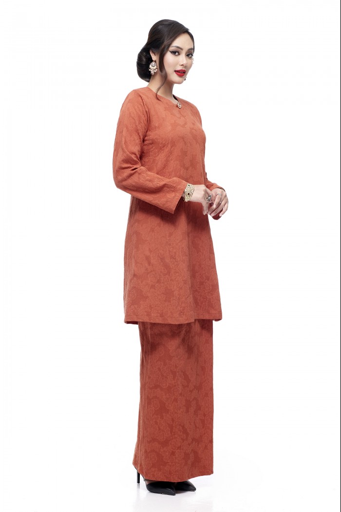 Klasik Kurung Pahang Mawar (Burnt Orange)