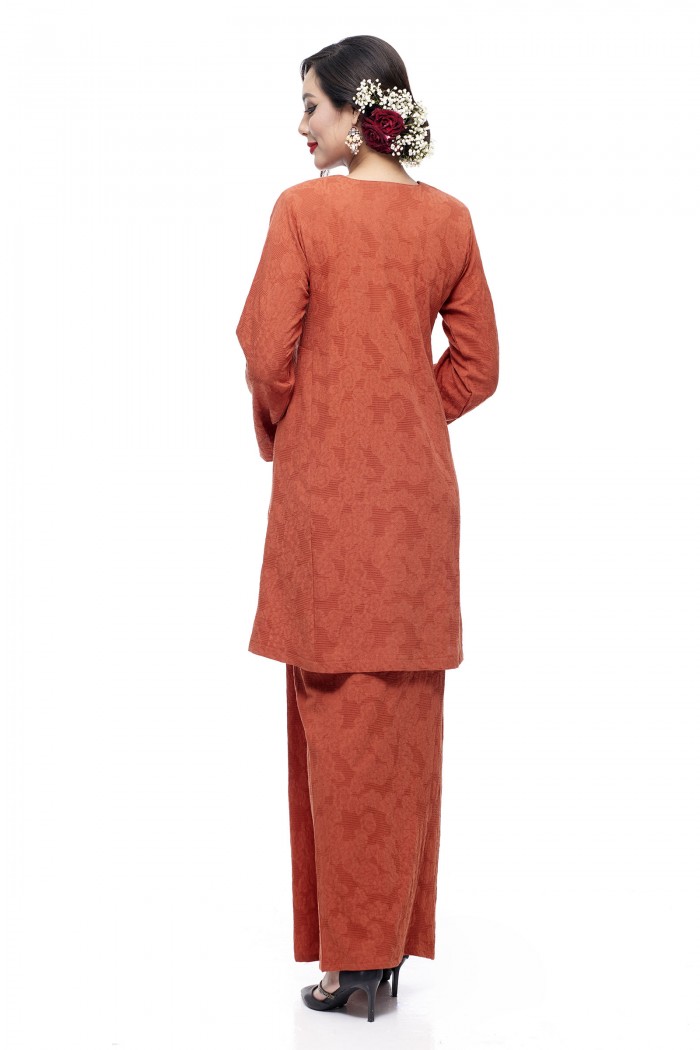 Klasik Kurung Pahang Mawar (Burnt Orange)