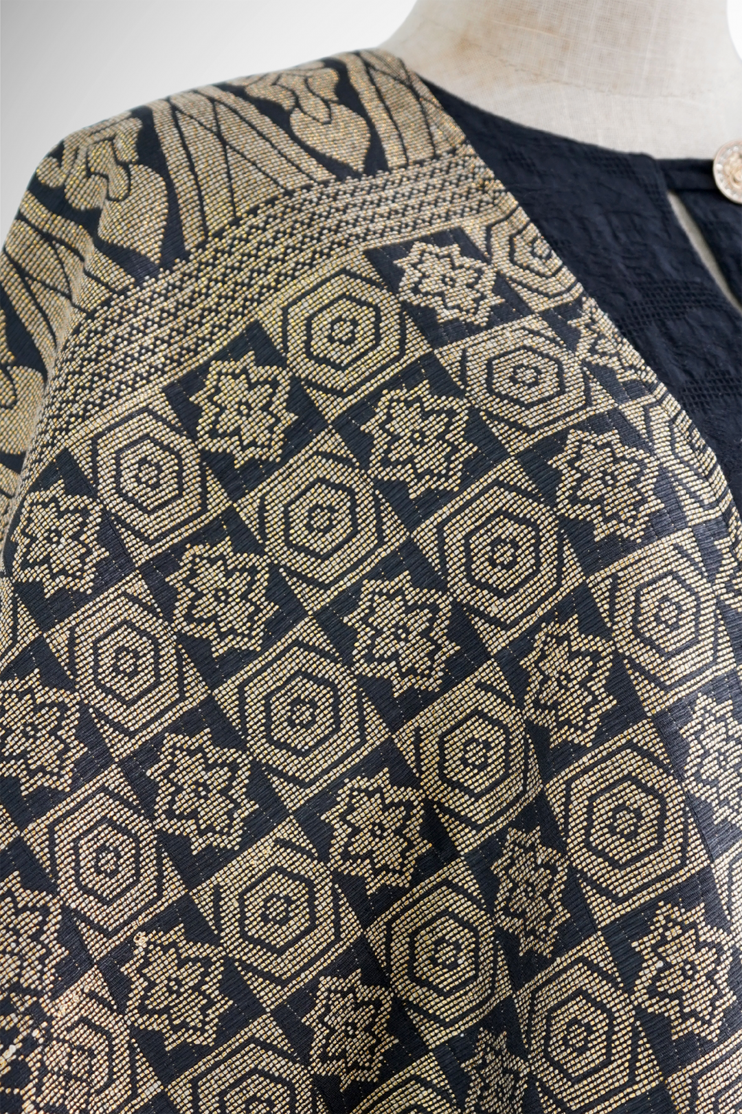 Selendang Songket Klasik (Black Gold)