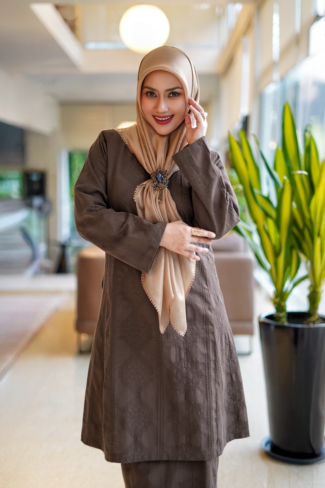 Dayang - Kurung Pahang Songket Klasik (Ash Brown)