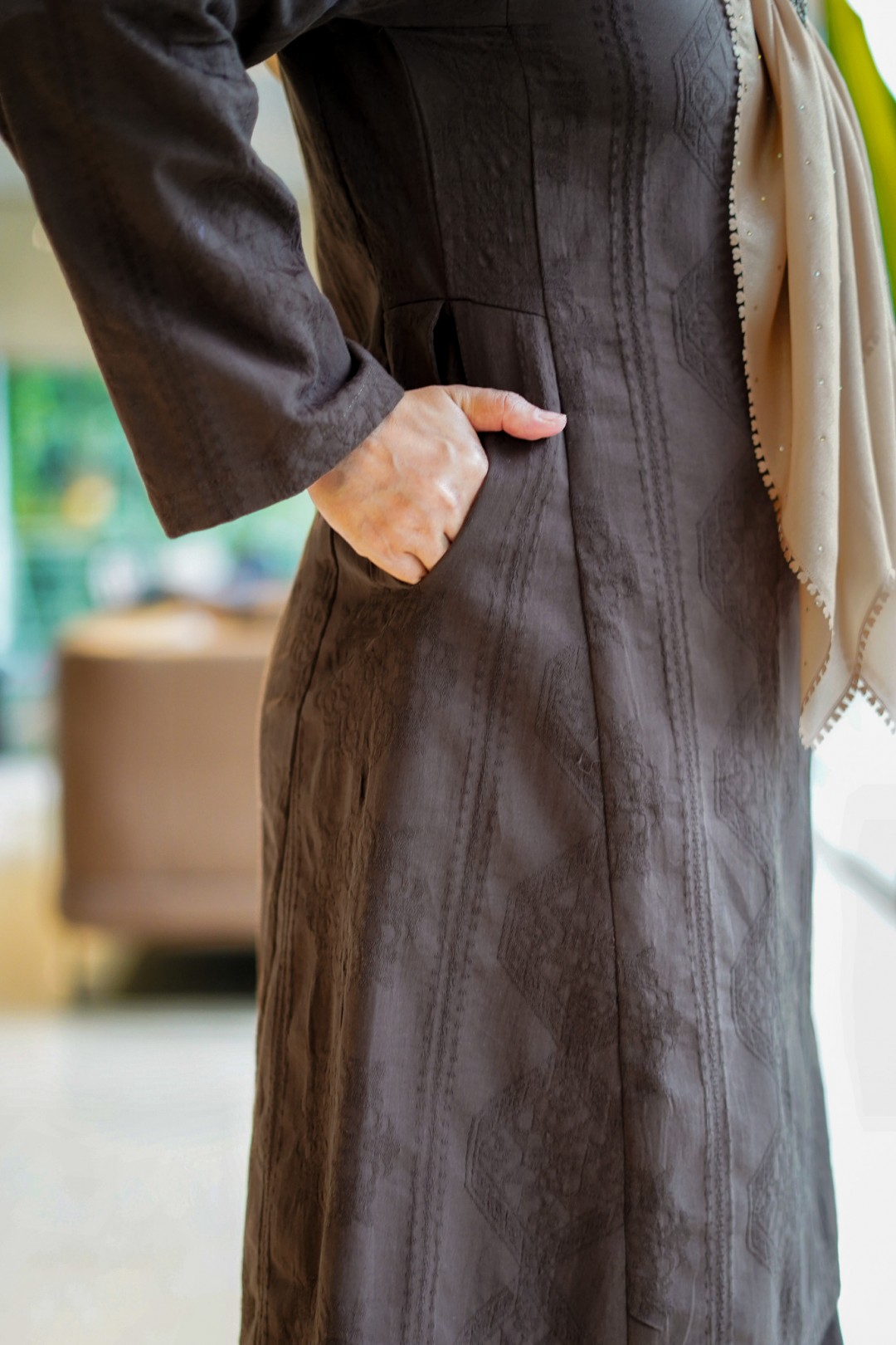 Dayang - Kurung Pahang Songket Klasik (Ash Brown)