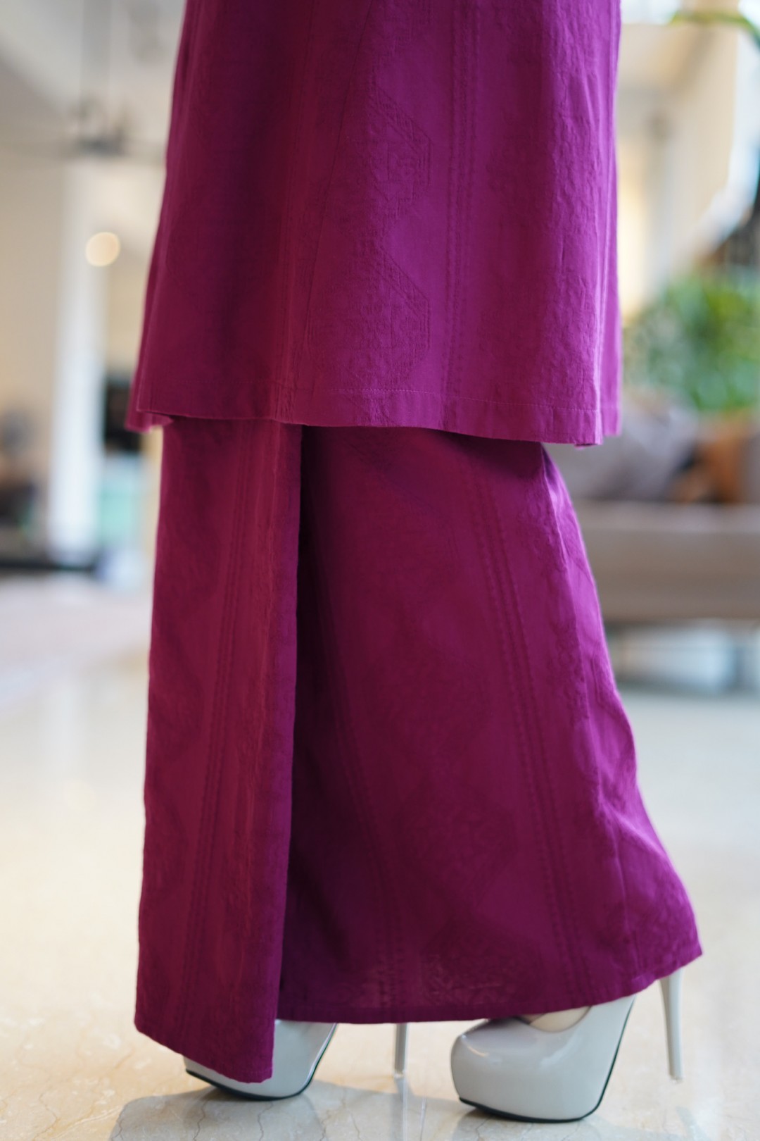 Dayang - Kurung Pahang Songket Klasik (Burgundy)