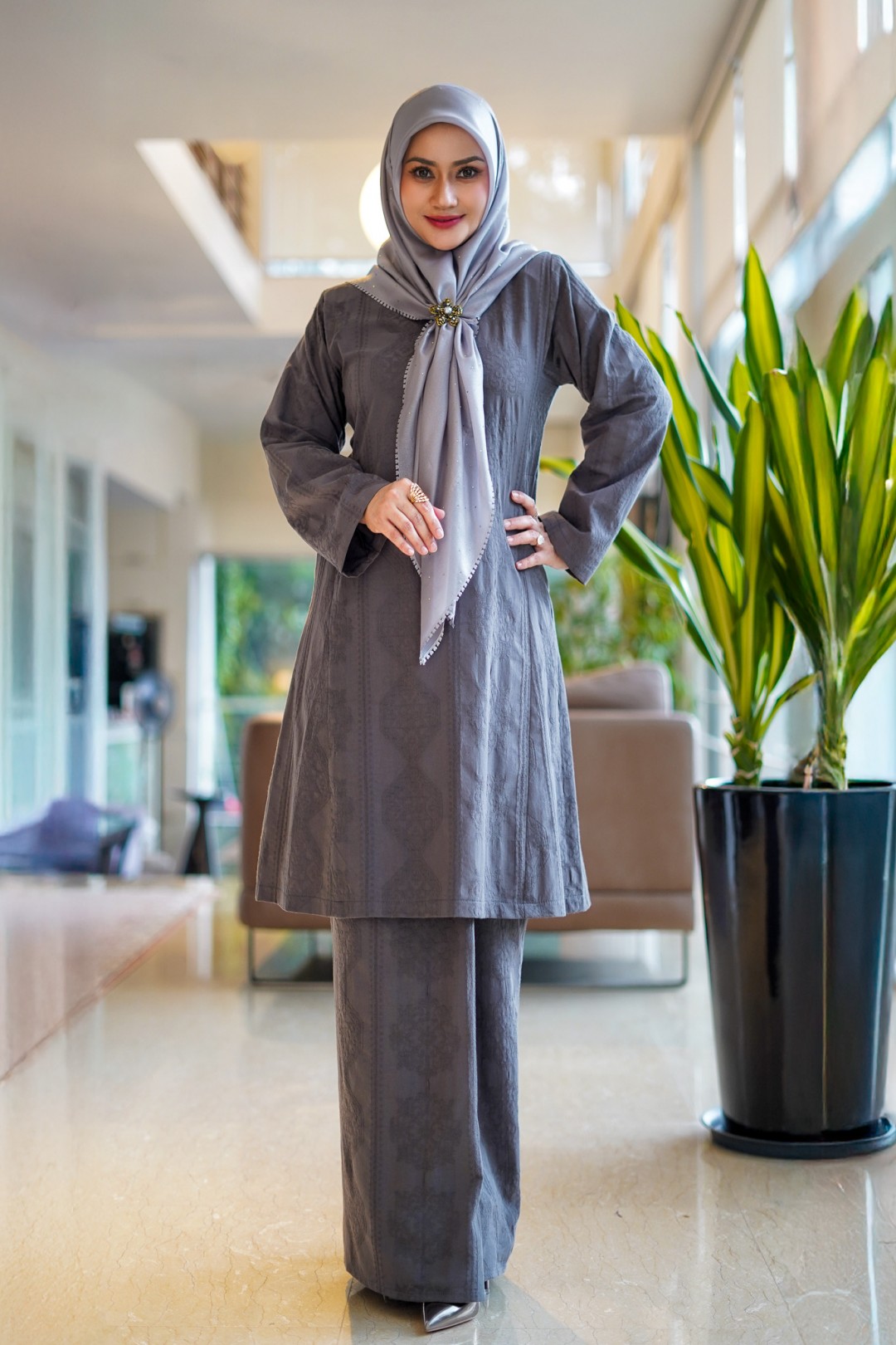 Dayang - Kurung Pahang Songket Klasik (Charcoal Grey)