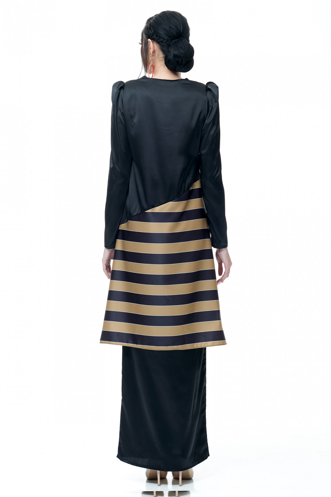 Isabella Kurung Pahang (Black)