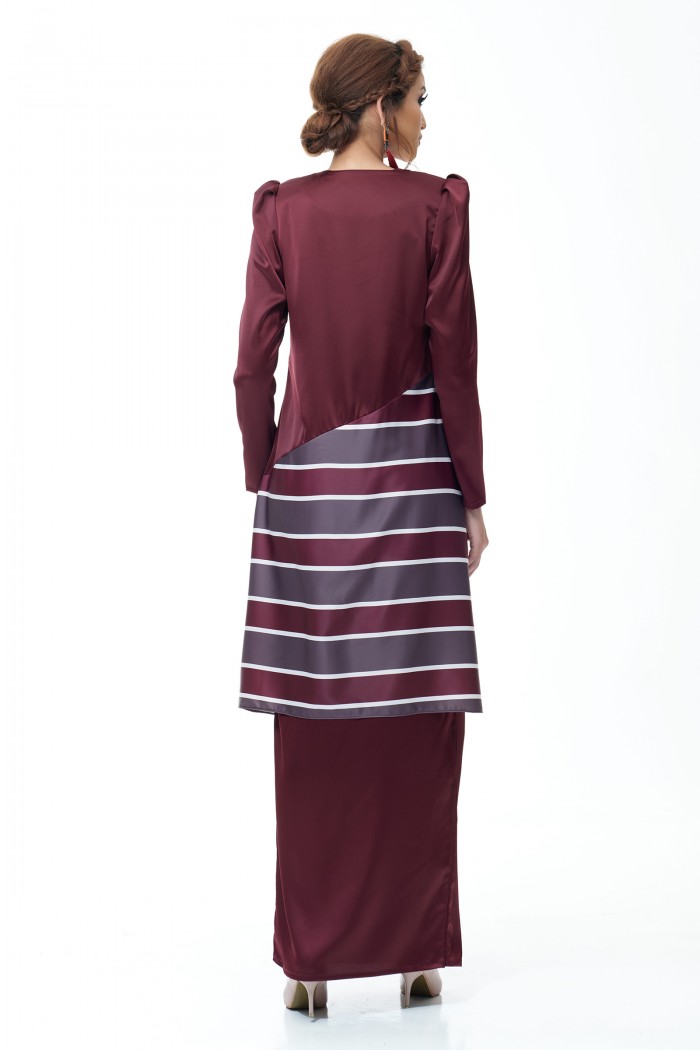 Isabella Kurung Pahang (Maroon)