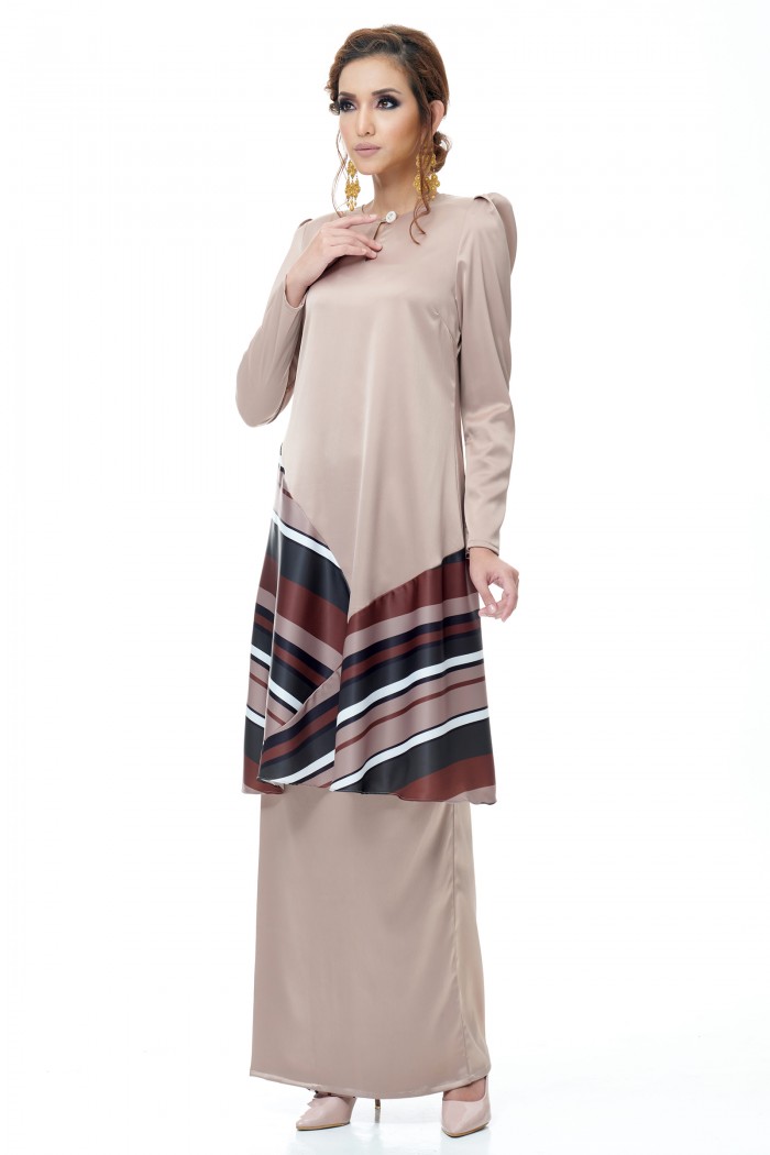 Isabella Kurung Pahang (Sandy Brown)