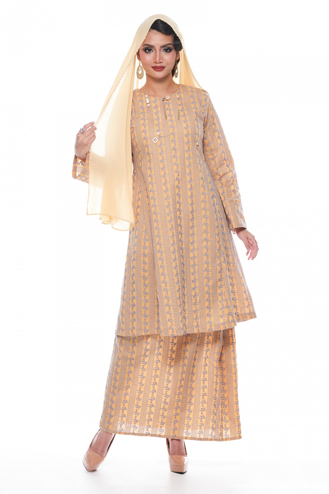 Jelita - Exclusive Long Beaded Shawl (Champagne)