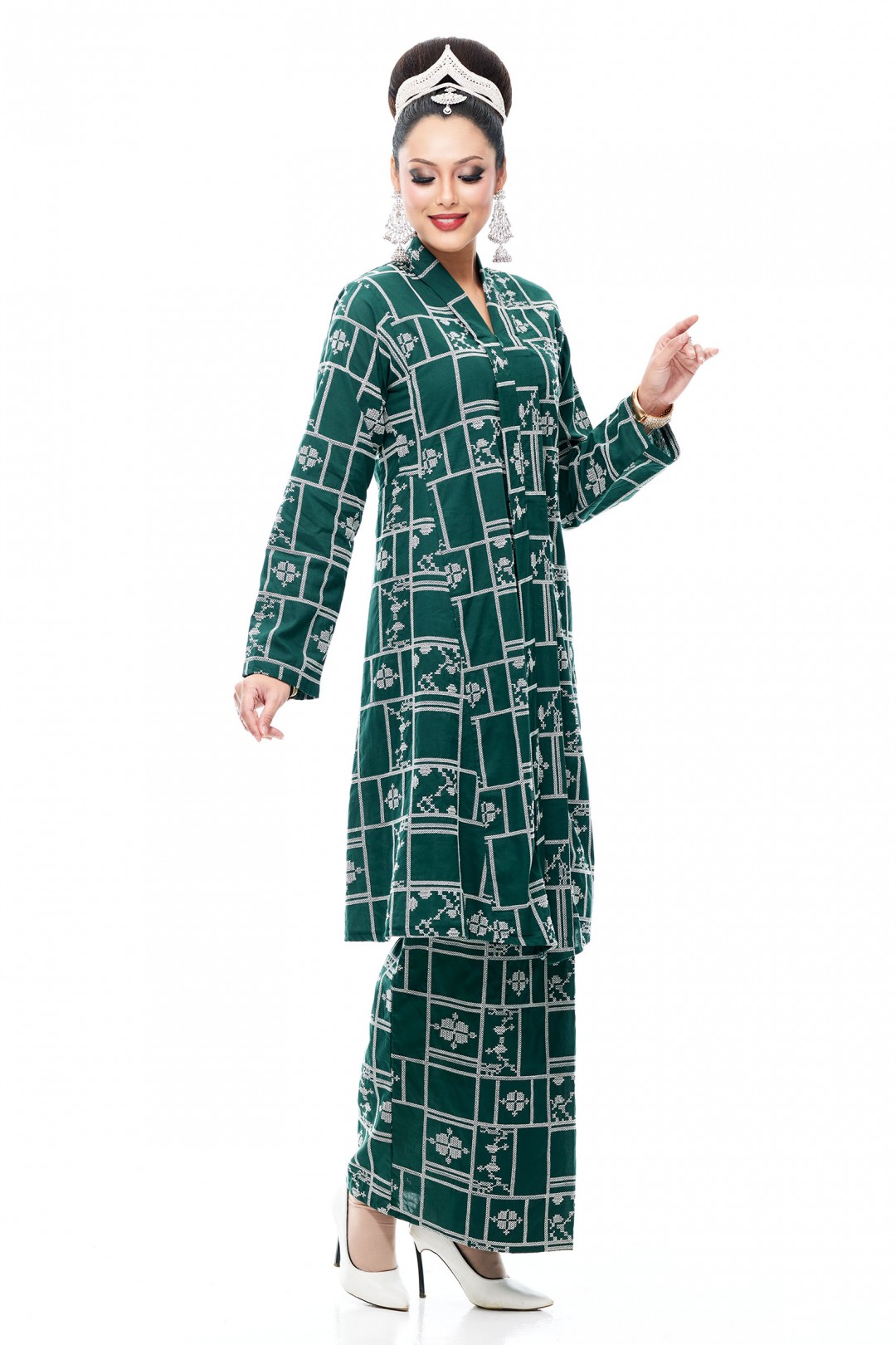 Klasik Kebarung Kesuma (Emerald Green)