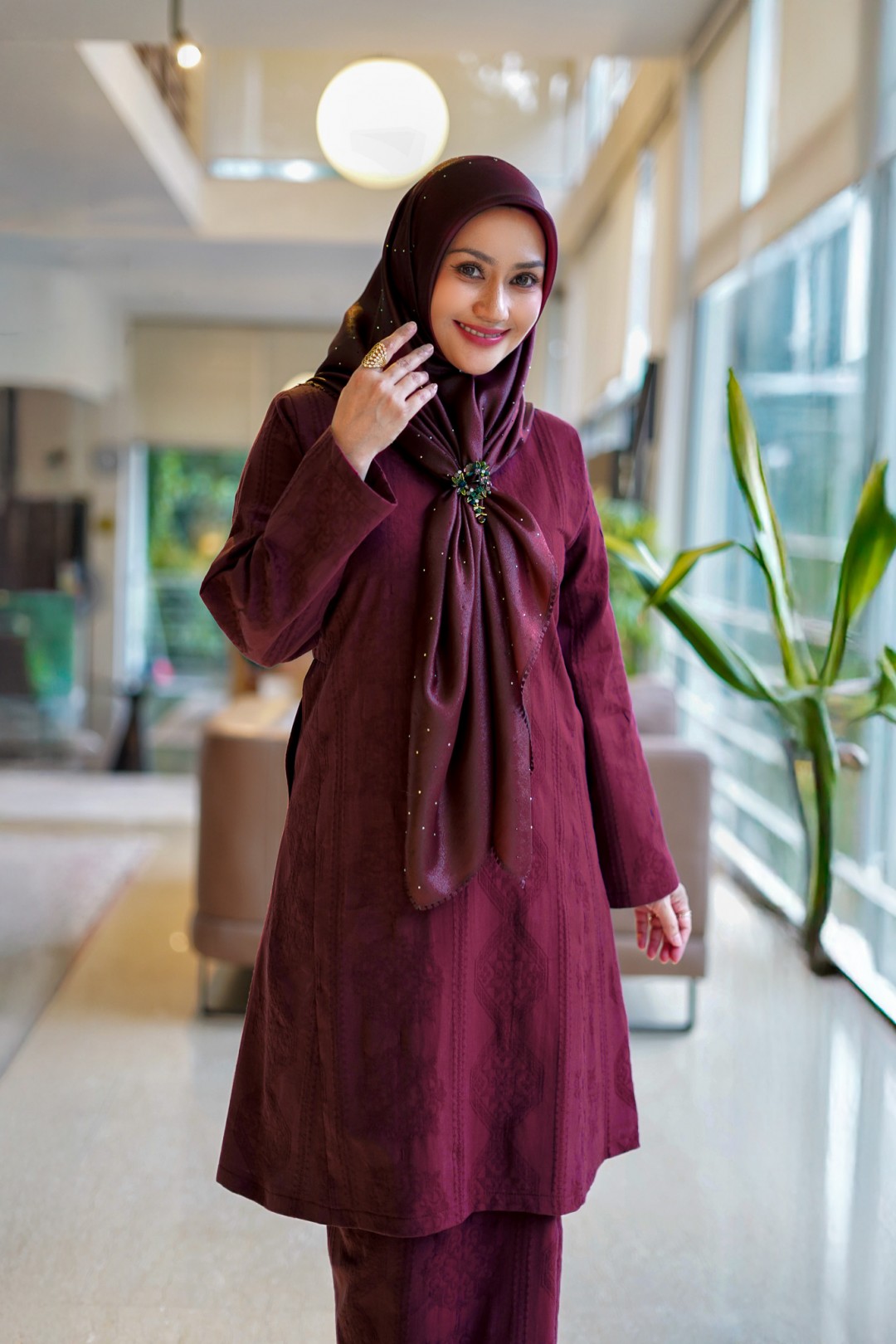 Dayang - Kurung Pahang Songket Klasik (Deep Maroon)