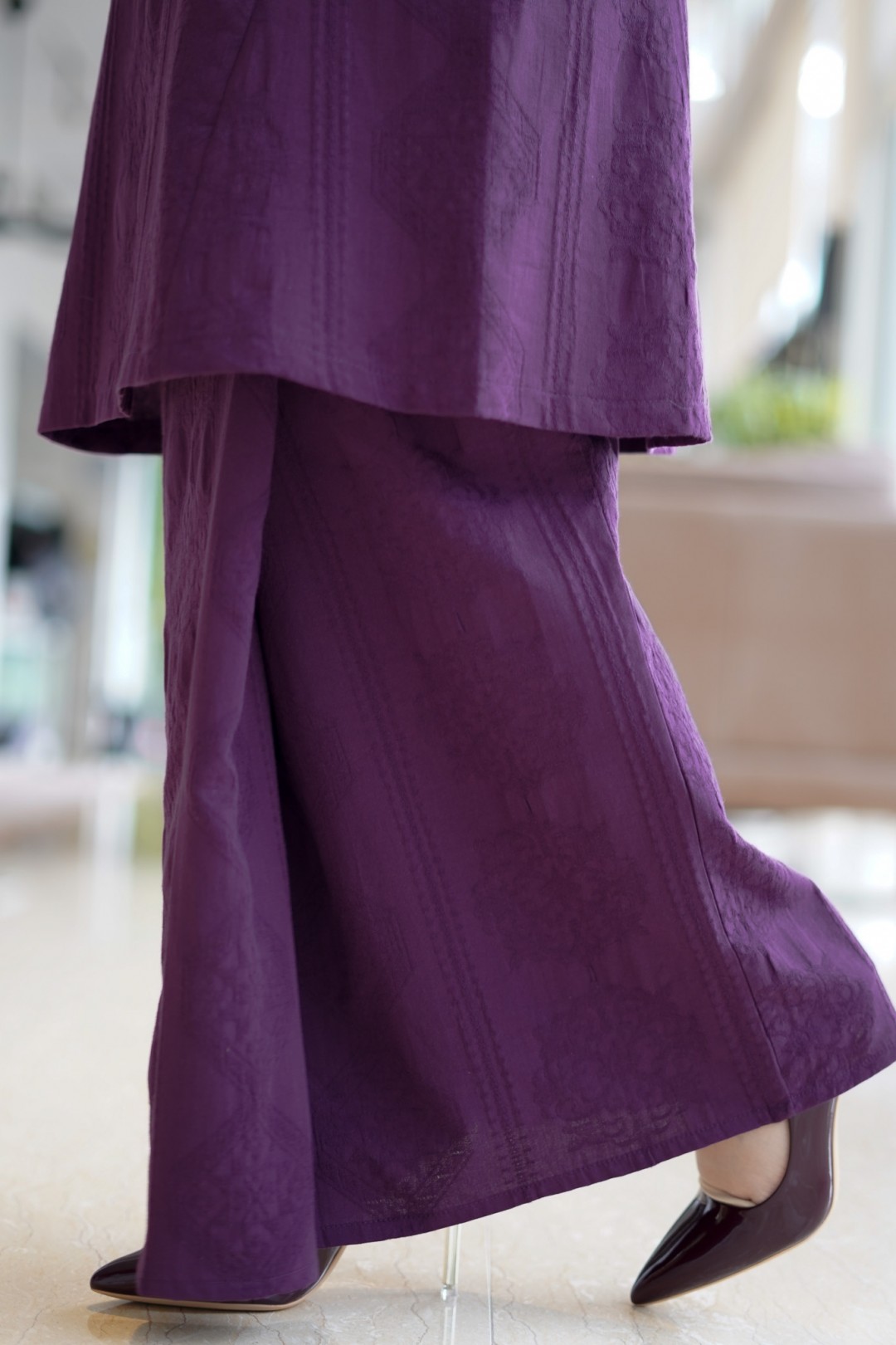 Dayang - Kurung Pahang Songket Klasik (Purple Plum)