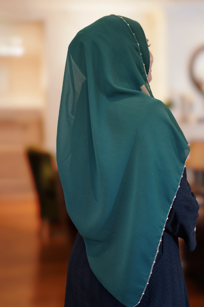 Eva Shawl - Borderline Shimmering Rhinestones (Emerald Green)