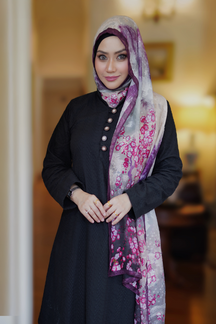 Flower Shawl - Signature Floral Edition (Sakura)