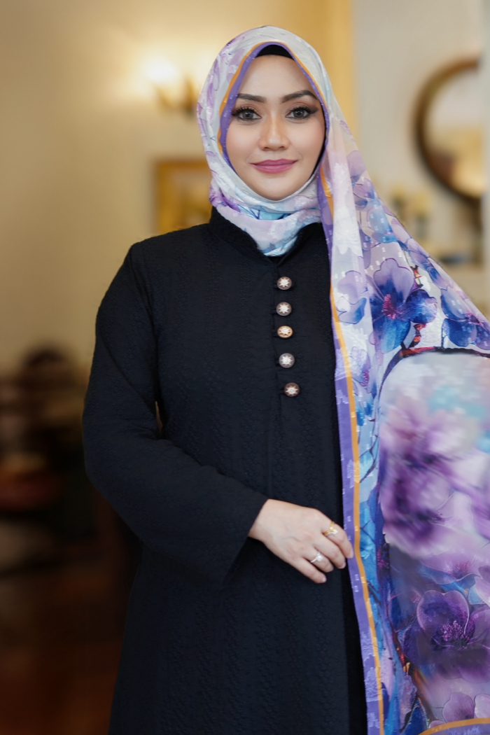 Flower Shawl - Signature Floral Edition (Magnolia)