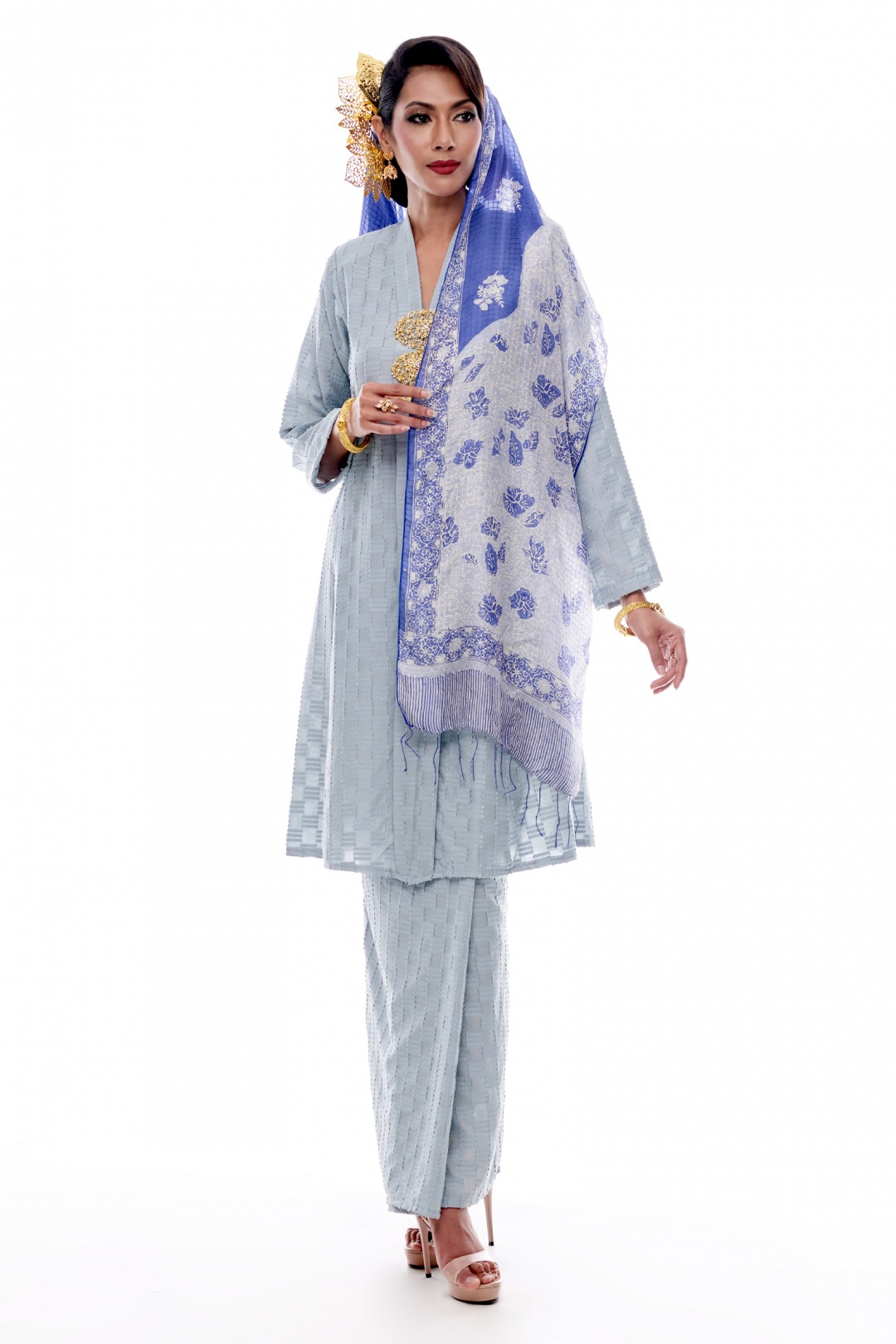 Sutera - Exclusive Long Printed Silk Shawl (Pesona)