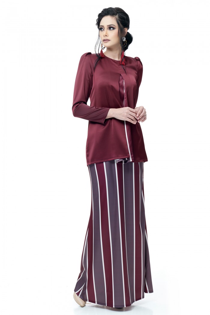 Zara Mini Kurung (Maroon)