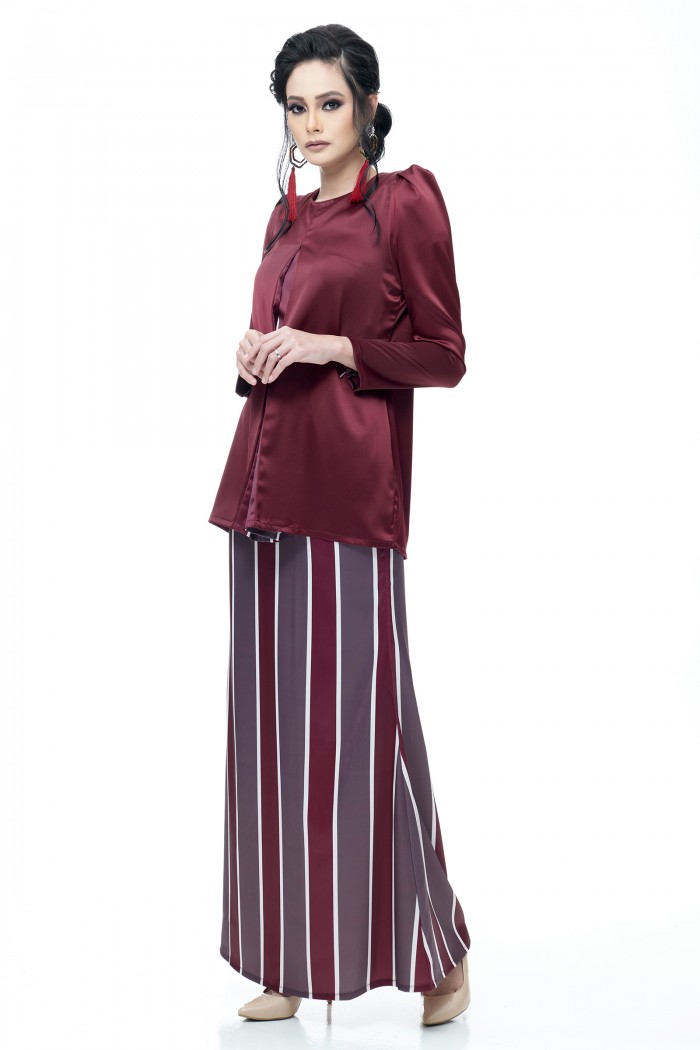 Zara Mini Kurung (Maroon)