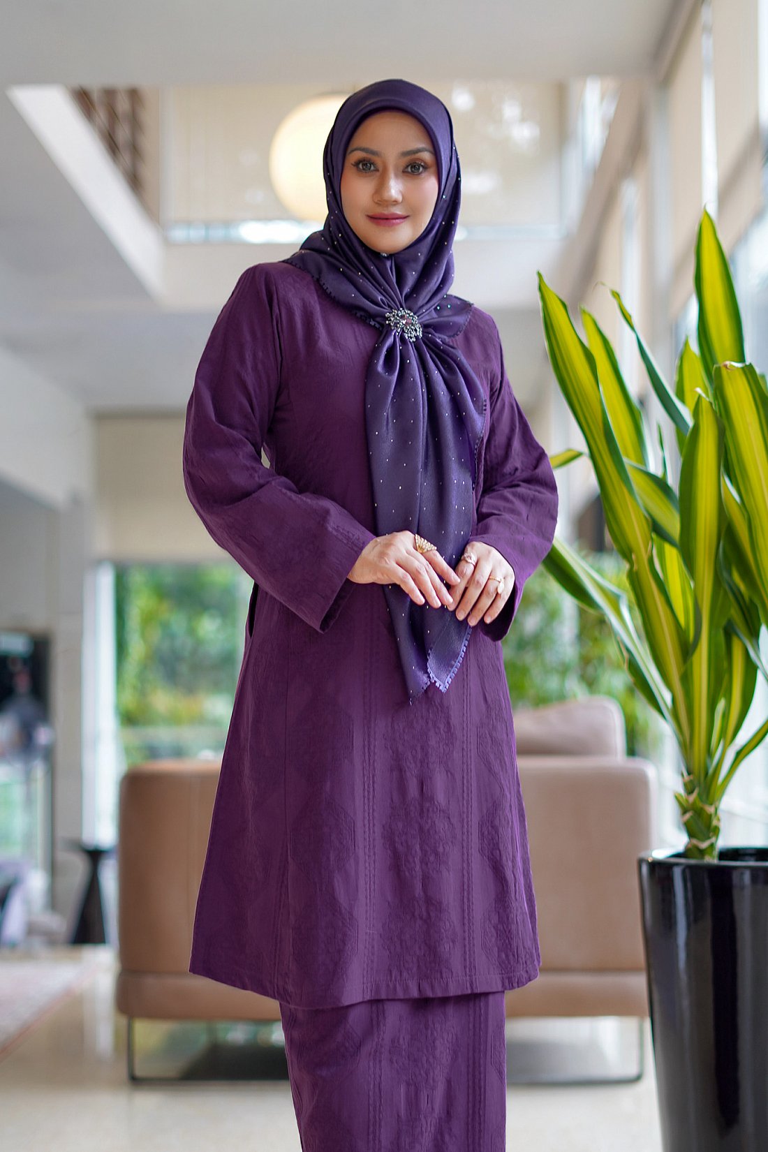 Dayang - Kurung Pahang Songket Klasik (Purple Plum)